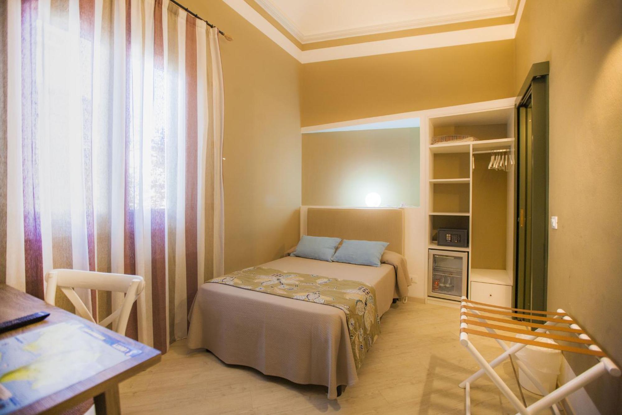 Aegusa Hotel 파뷔냐나도 외부 사진