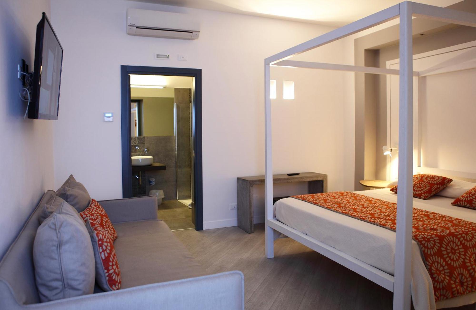 Aegusa Hotel 파뷔냐나도 외부 사진