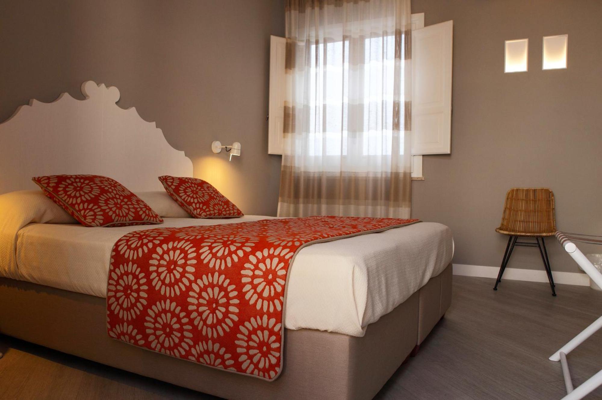 Aegusa Hotel 파뷔냐나도 외부 사진