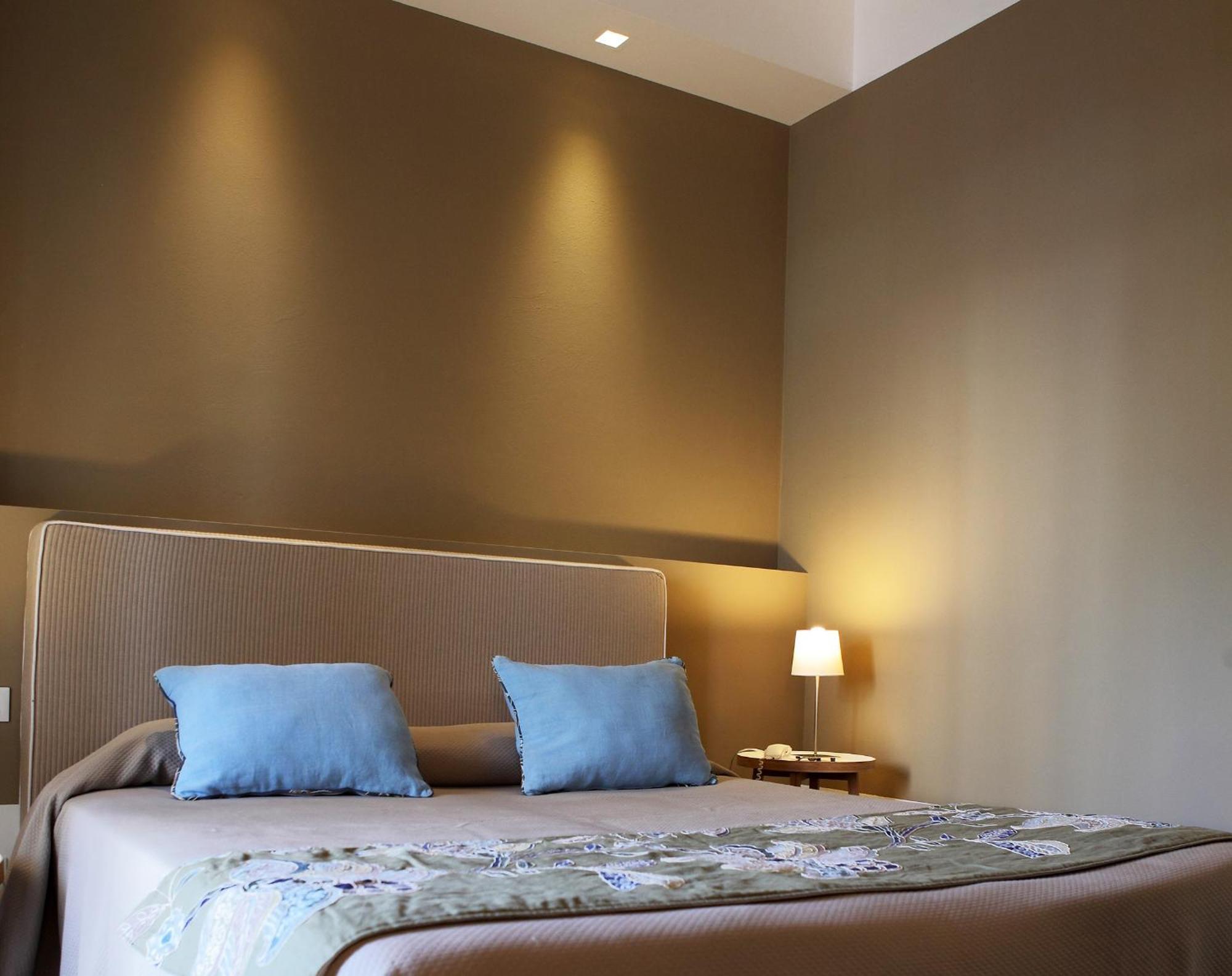 Aegusa Hotel 파뷔냐나도 객실 사진