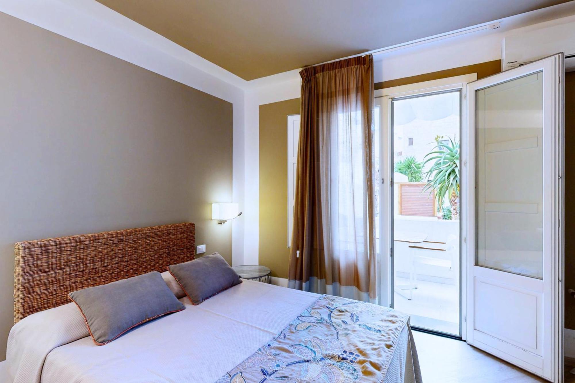 Aegusa Hotel 파뷔냐나도 외부 사진